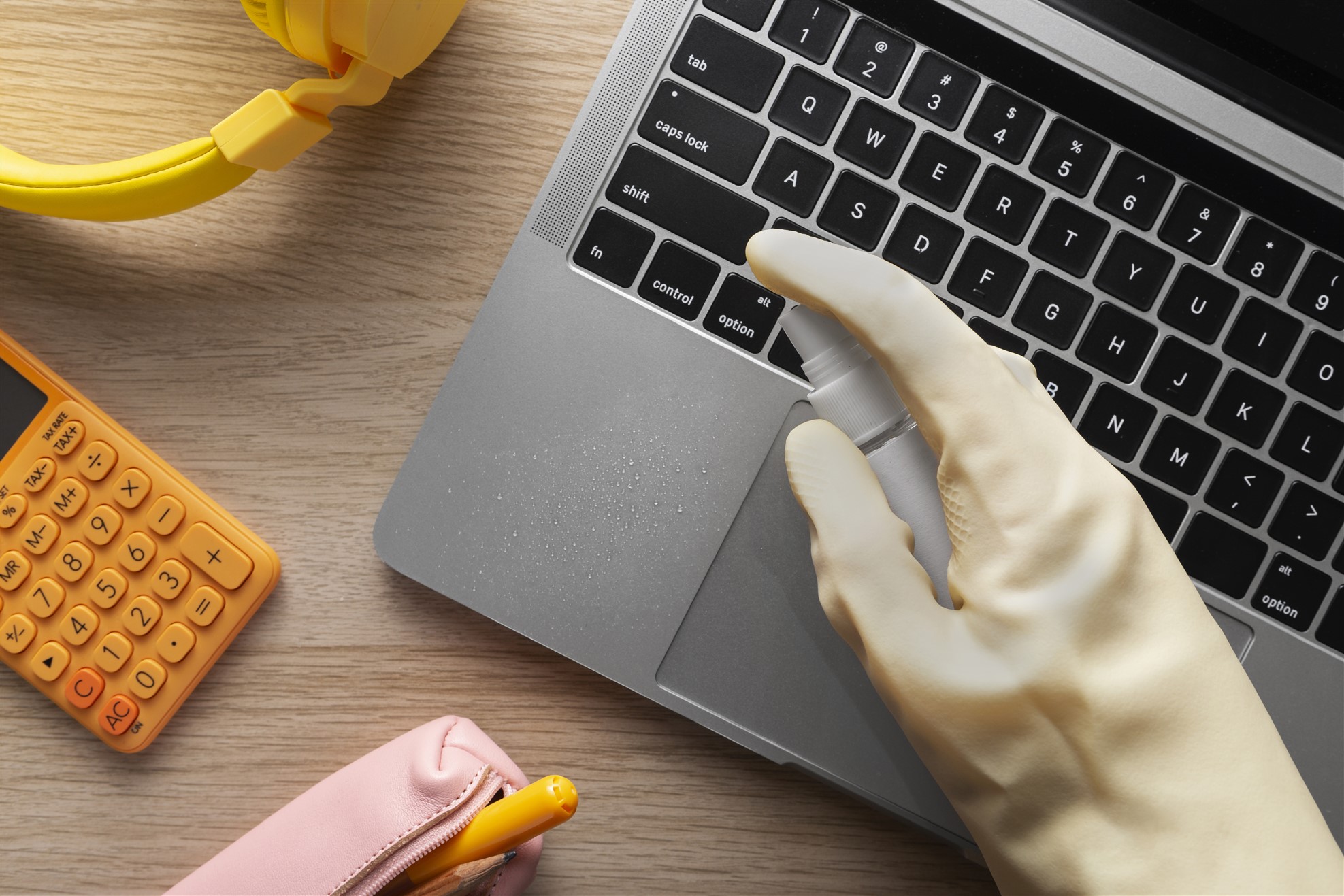 Čišćenje laptopa – kako smanjiti buku i poboljšati performanse